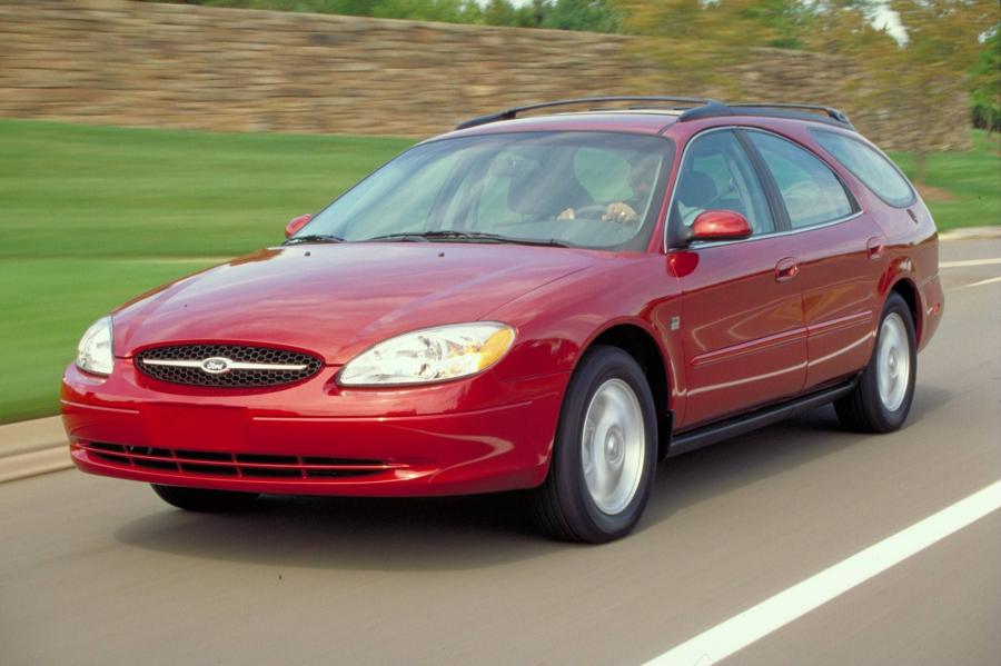  Ford Taurus Wagon 2000 года  (фото 12 из 38)